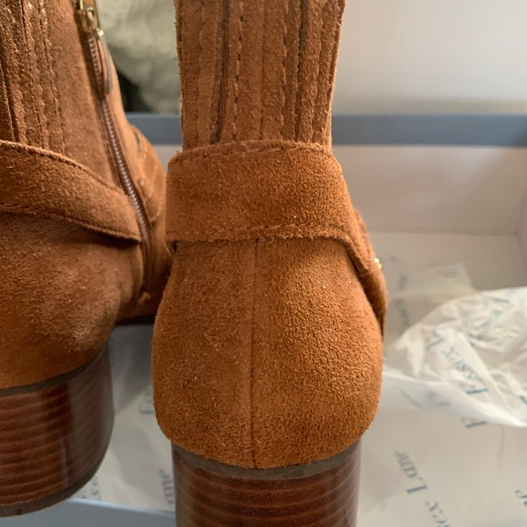 NEW! NIB Suede Bootie from Essex Lane Women’s 9M - Picture 5 of 9